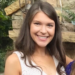 Meet your Posher, Lauren